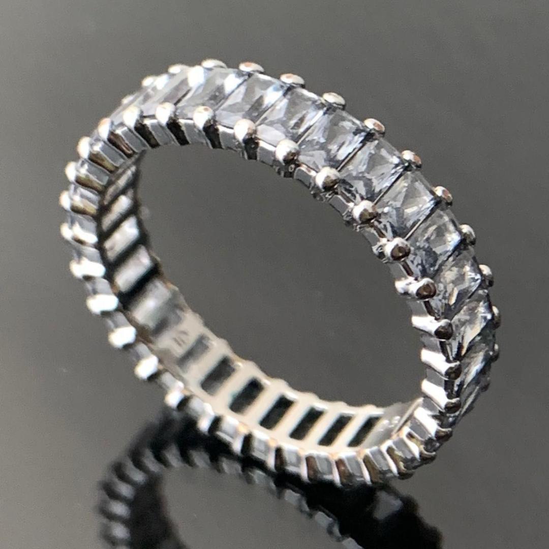 スワロフスキー マトリックス リング バゲットカット シルバー アイスブルー