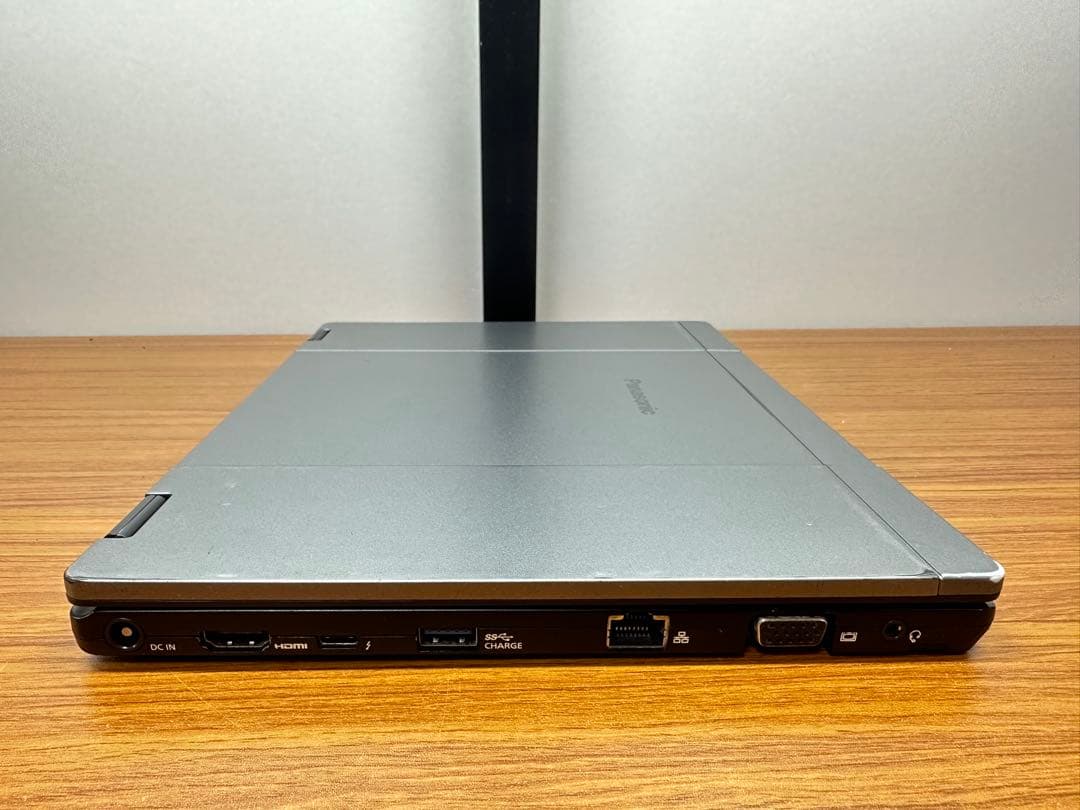 CF-QV9 i7 10810 16GB SSD 1Tb NVMeブラック希少