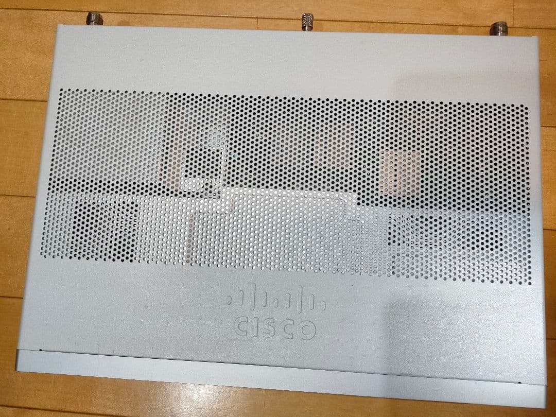 ルーター・ネットワーク機器 CISCO ISR 1111-8PLTEW