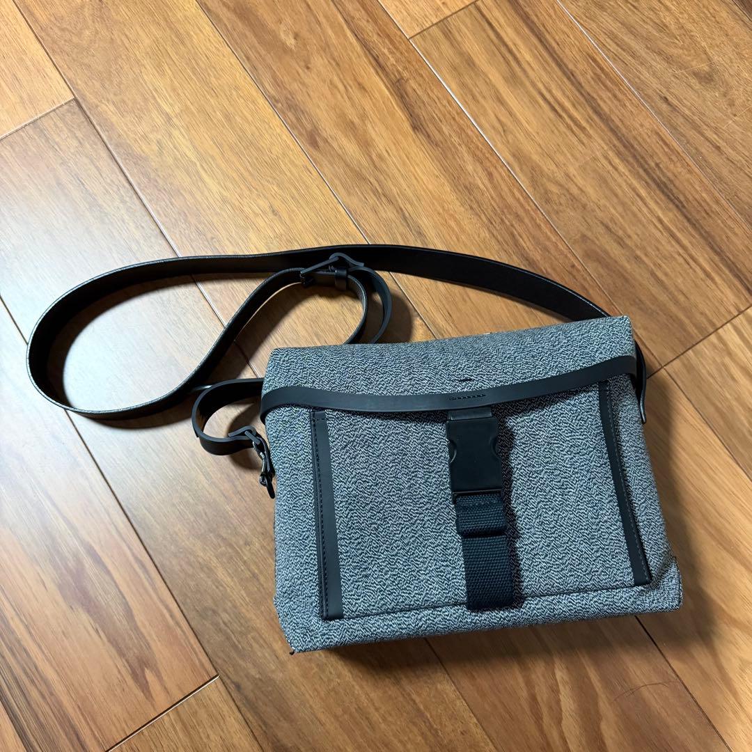 【破格】MaisonMargiela メゾンマルシェラ　ショルダーバッグ