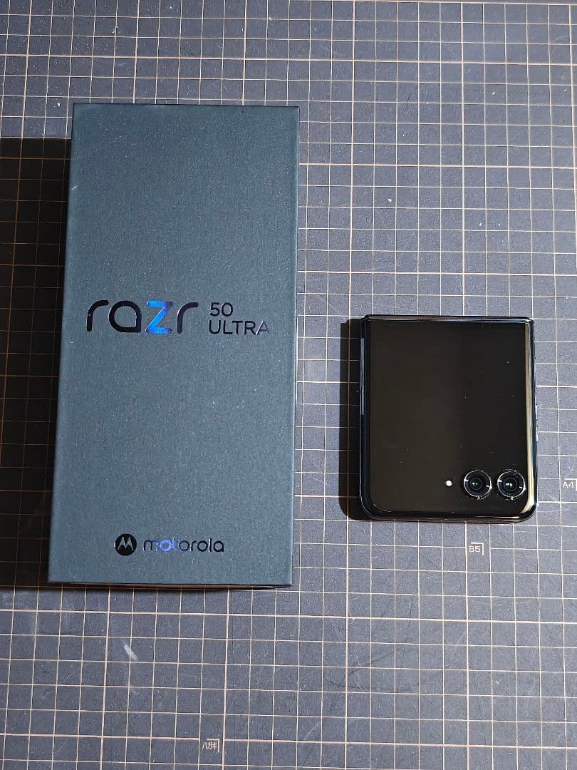 motorola razr 50 ULTRA 512GB メイン画面新品