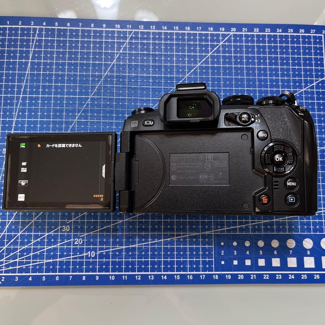 OLYMPUS OM-D E-M1 MarkⅡ ボディ純正バッテリー2個付き