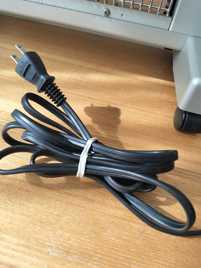 遠赤外線暖房器E800LSサンルミエキュート