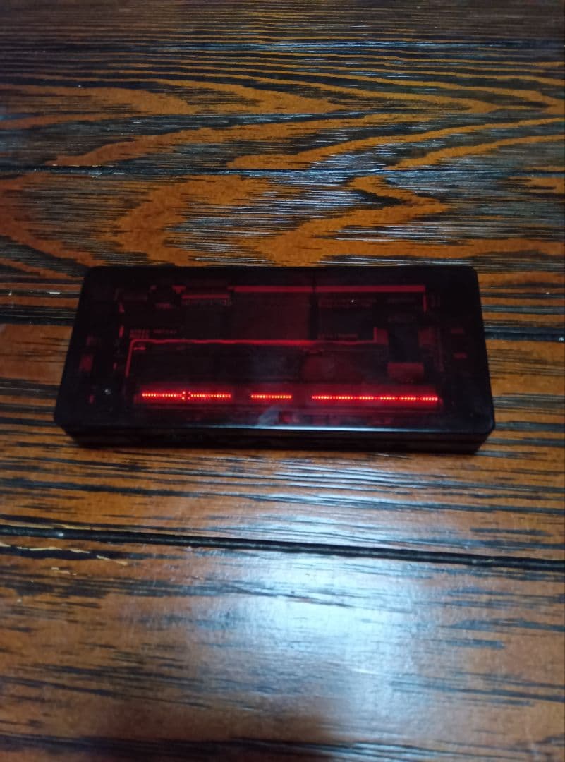 ガラケー　iida xray レッド　充電ケーブル付き