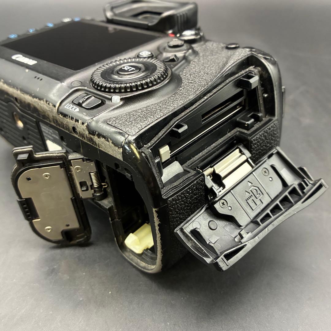 Canon EOS 5D Mark IV 本体＋バッテリーセット⭐︎ジャンク⭐︎