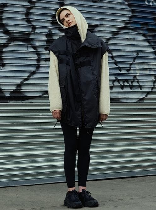 未使用5.2万 Ujoh DANSKIN 中綿 インサレーション ベスト L