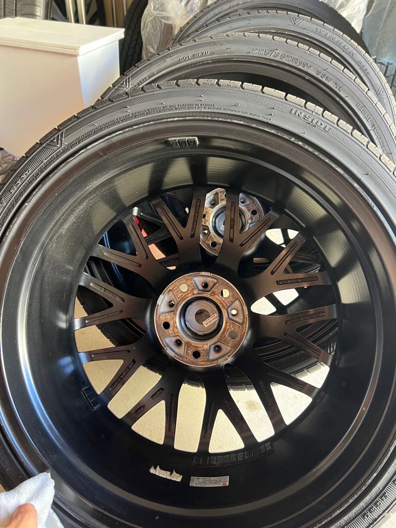 み*ー様 19インチ 225/35r19 ノア　ヴォクシー