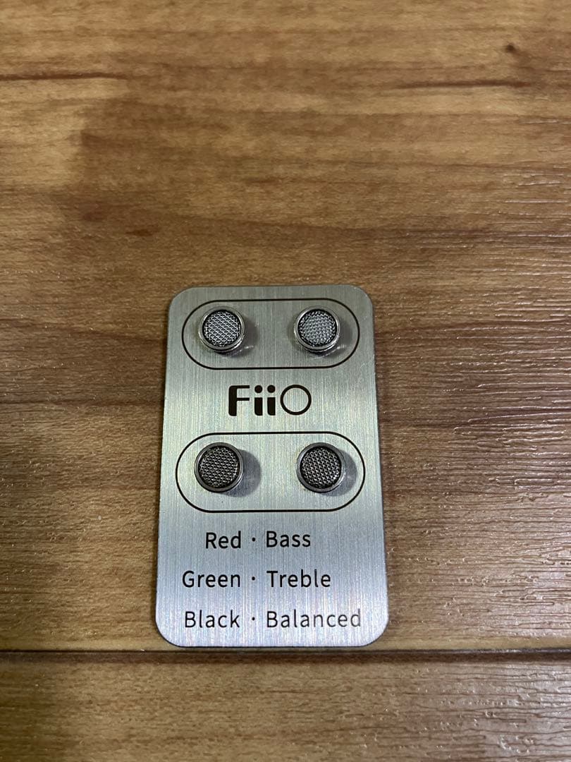 FiiO FH15 ハイブリッドBA型MMCXリケーブル可能