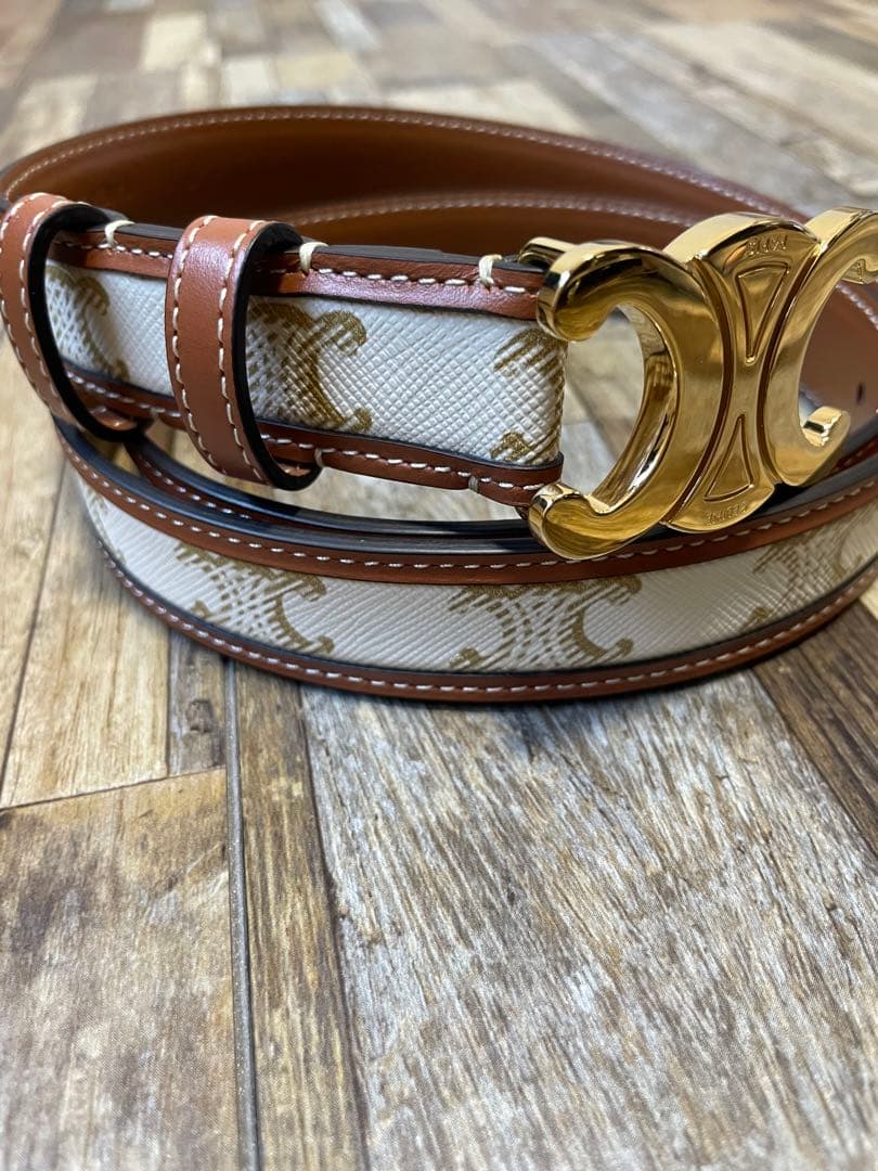 「CELINE」 White Triomphe leather Belt 85