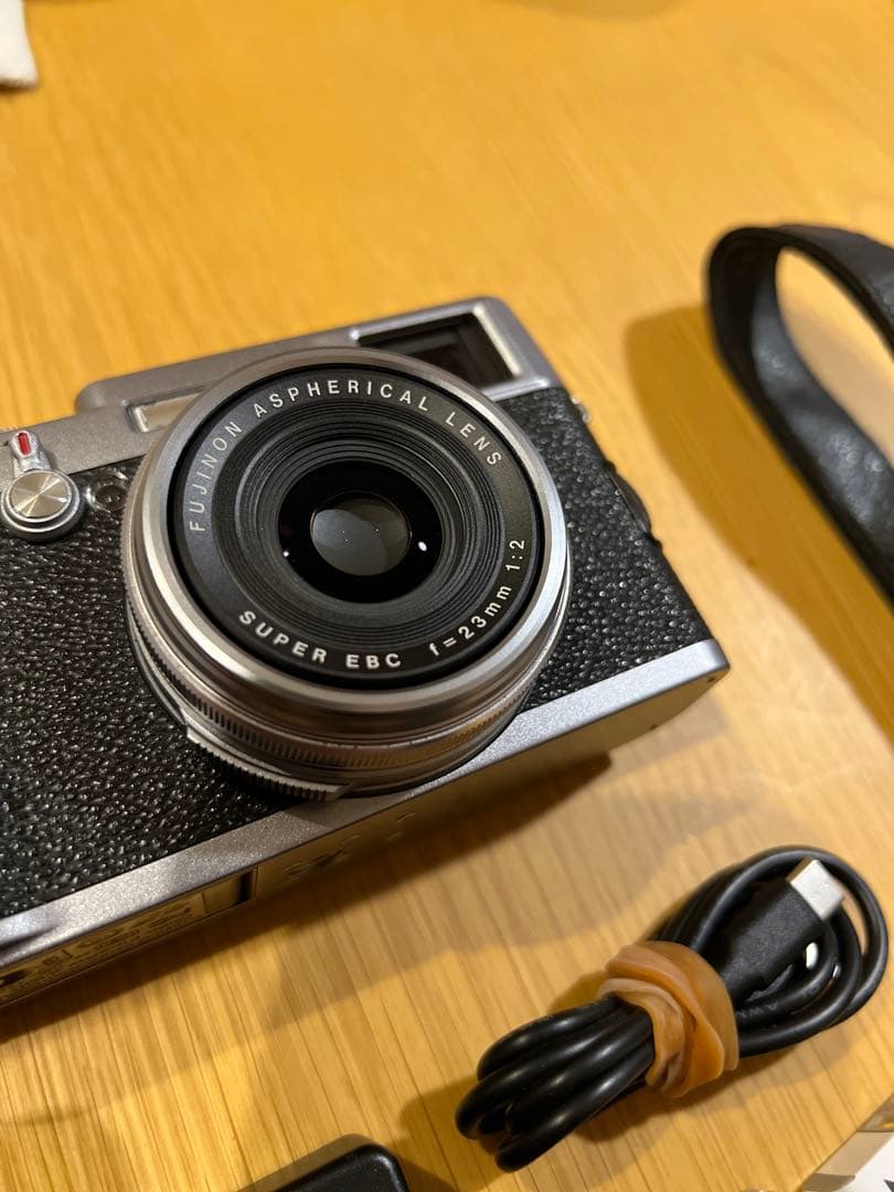 Fujifilm X100 シルバー 本体