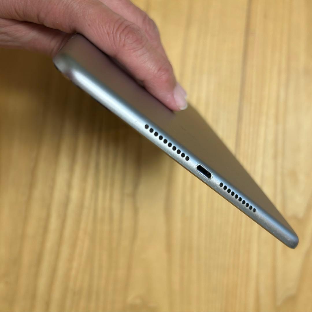 iPad mini 4 128GB 本体