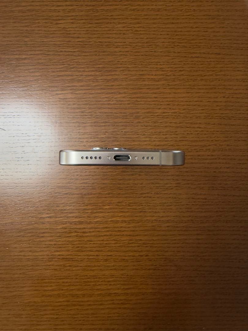 R*i様 iPhone 15 Pro 128GB ナチュラルチタニウム SIMフ