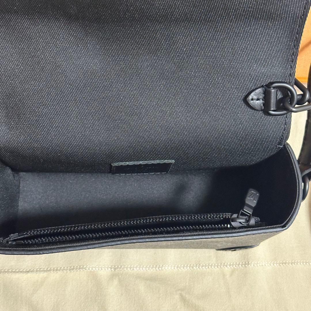 LOUIS VUITTON モノグラム エクリプス ショルダーバッグ