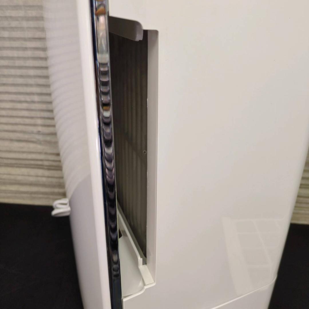 ☆TOYOTOMI　衣類乾燥除湿機　TD-ZBS80J　デシカント式　トヨトミ