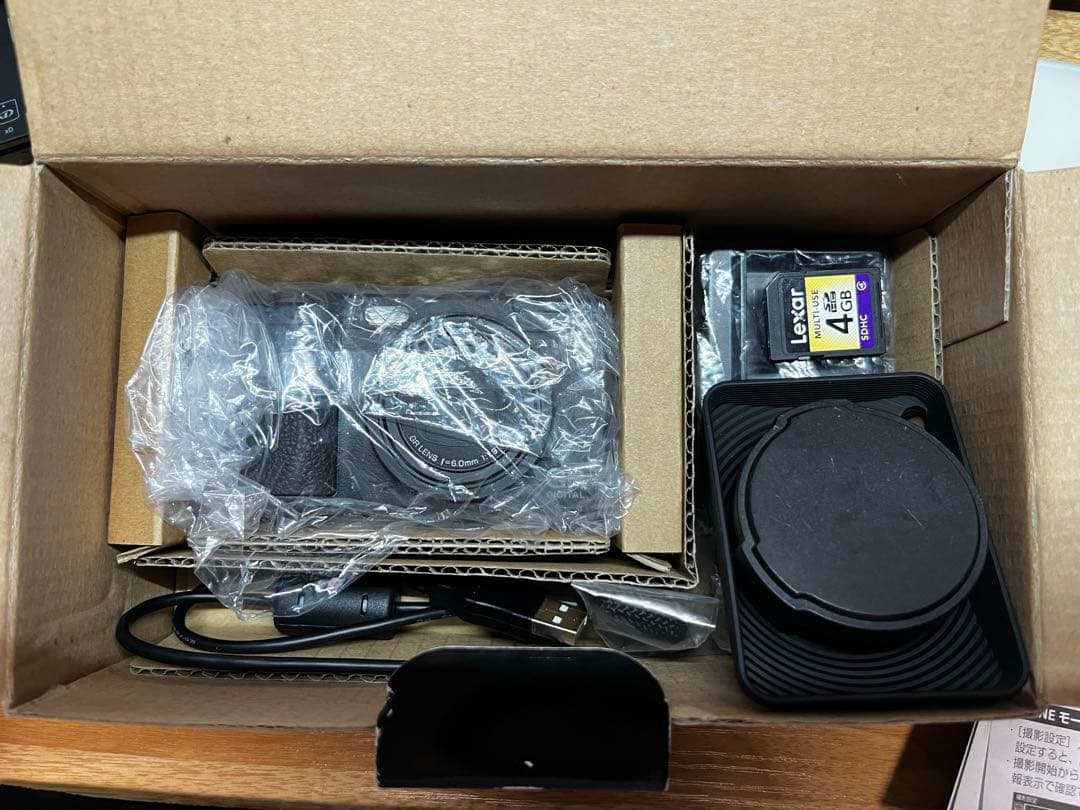 RICOH GR digital IV シャッター回数1万未満