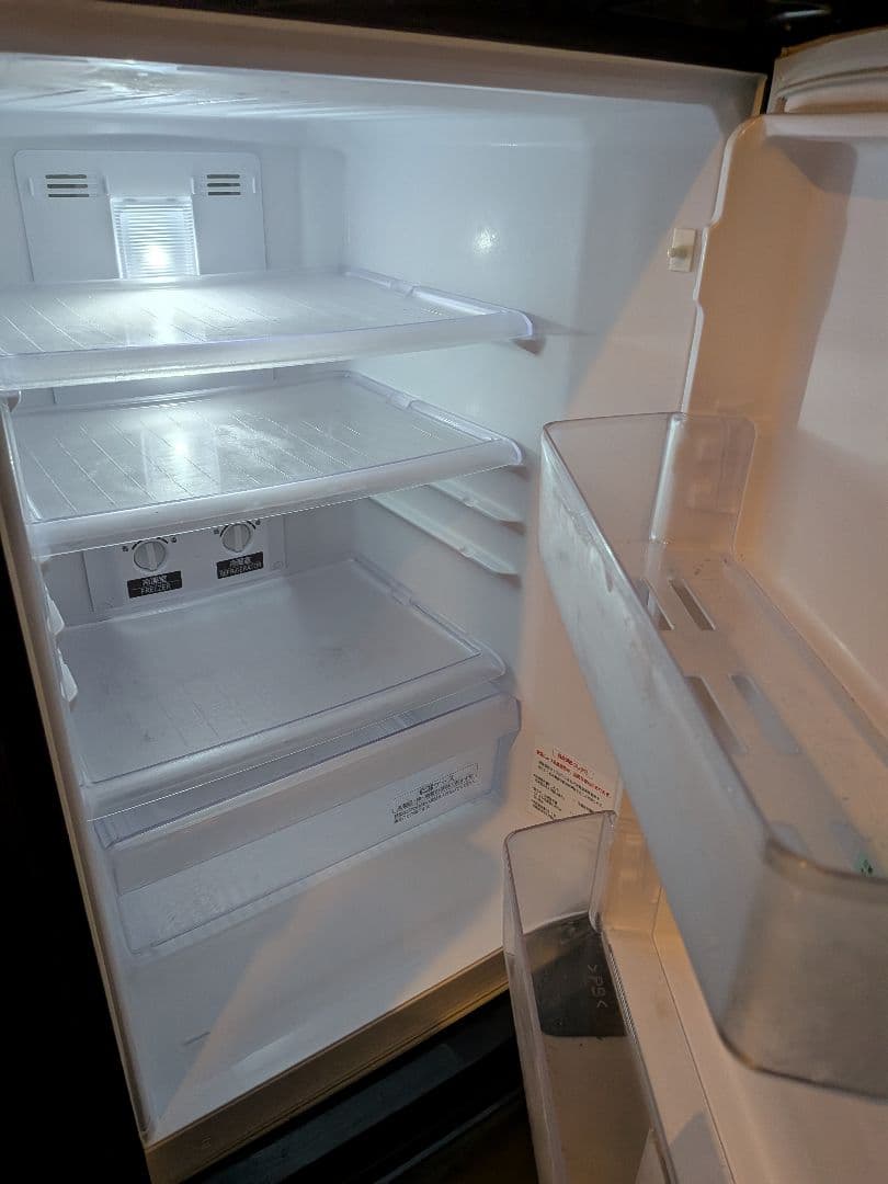 7月末発送　三菱 ノンフロン冷凍冷蔵庫 MR-P15Z-B 146L