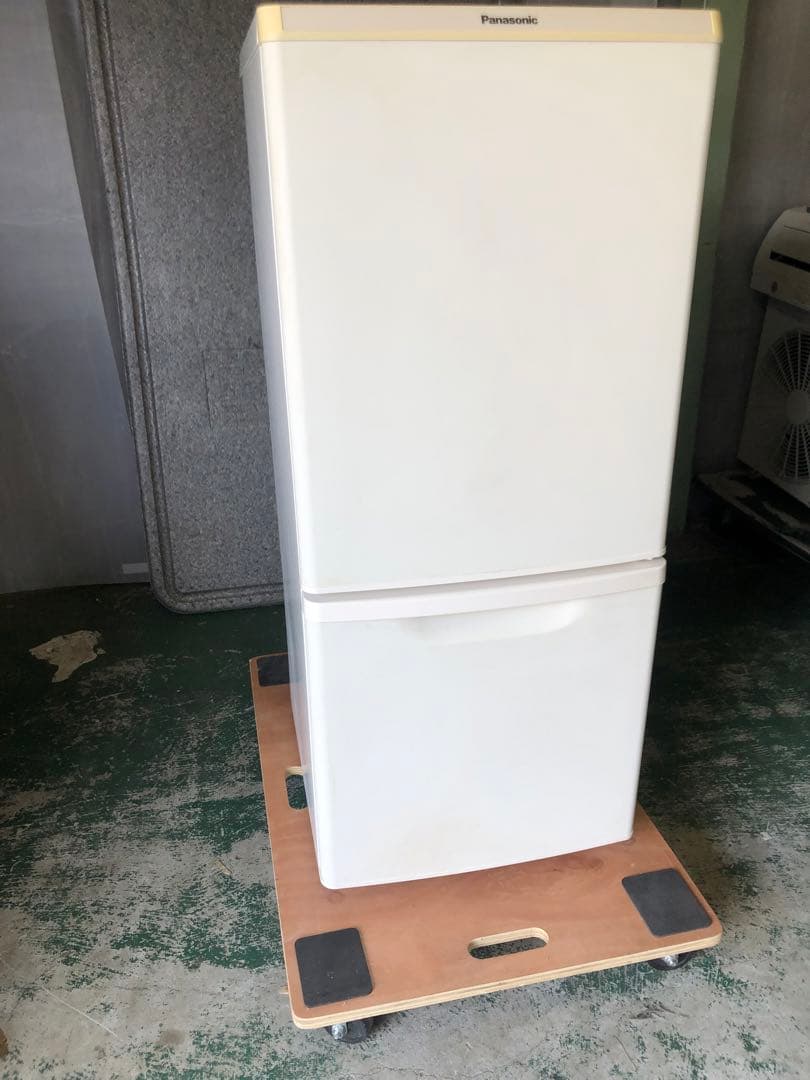 10r1 2020年製 138L 冷蔵庫 NR-B14CW 一人暮らし 単身用