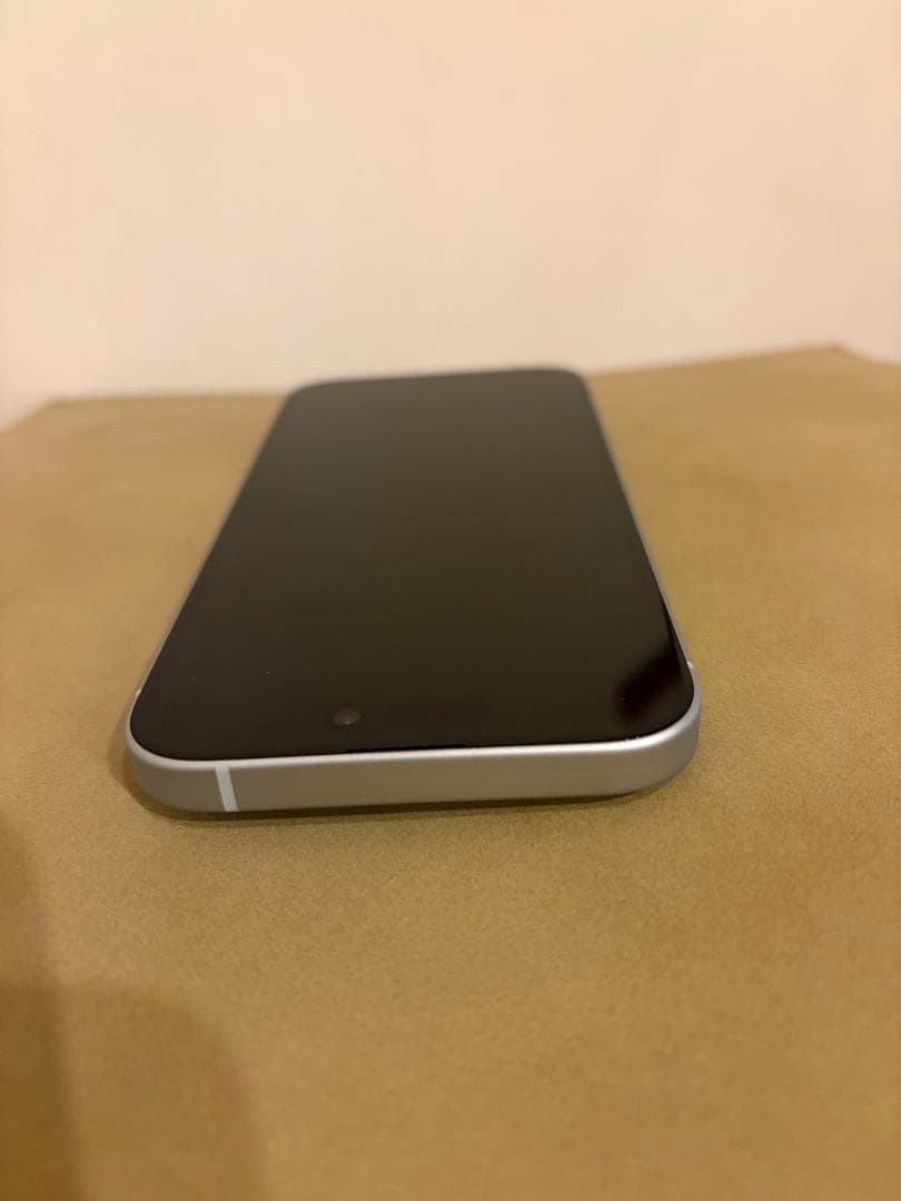 Apple iPhone 15 128GB 本体