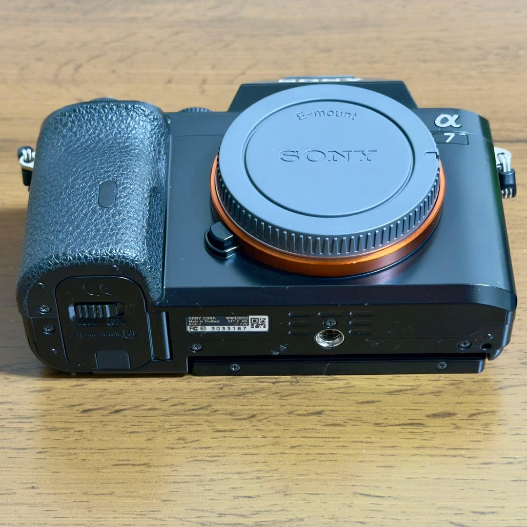 ◆ショット数:5,012回◆ Sony ILCE-7 α7 バッテリー3個
