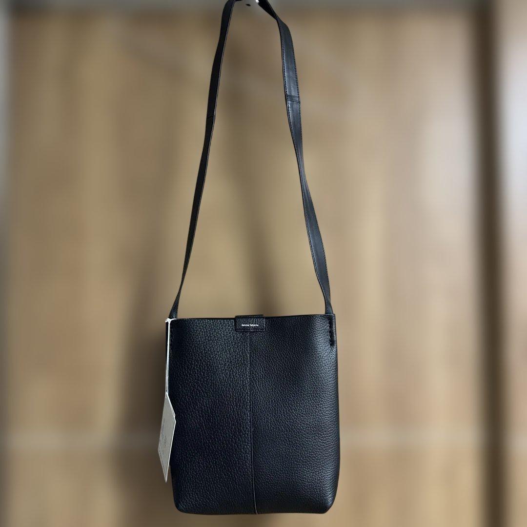 エンダースキーマ　piano shoulder small