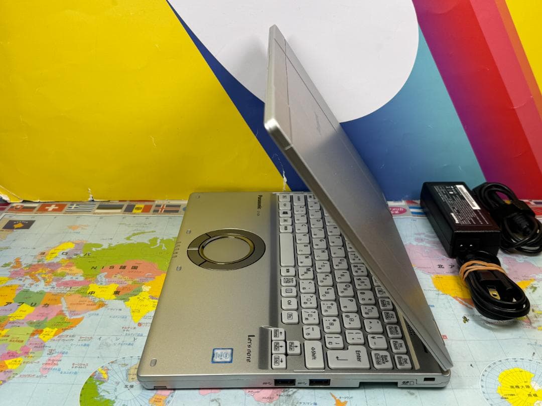 極美品 LTE レッツノート CF-QV8 12型 タッチパネル 2in1 軽量