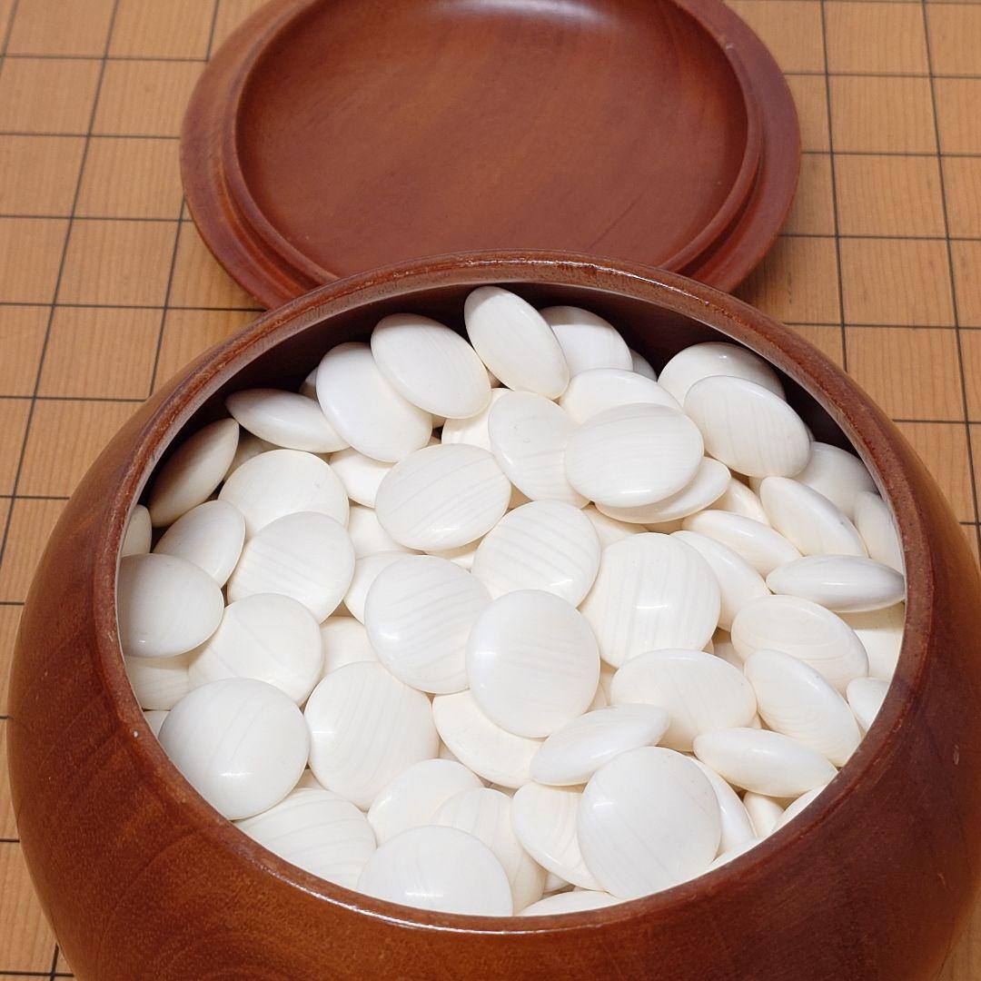 囲碁盤 蛤碁石 32号 那智黒碁石 へそ付 脚付き碁盤 ハマグリ 本榧? 新榧?