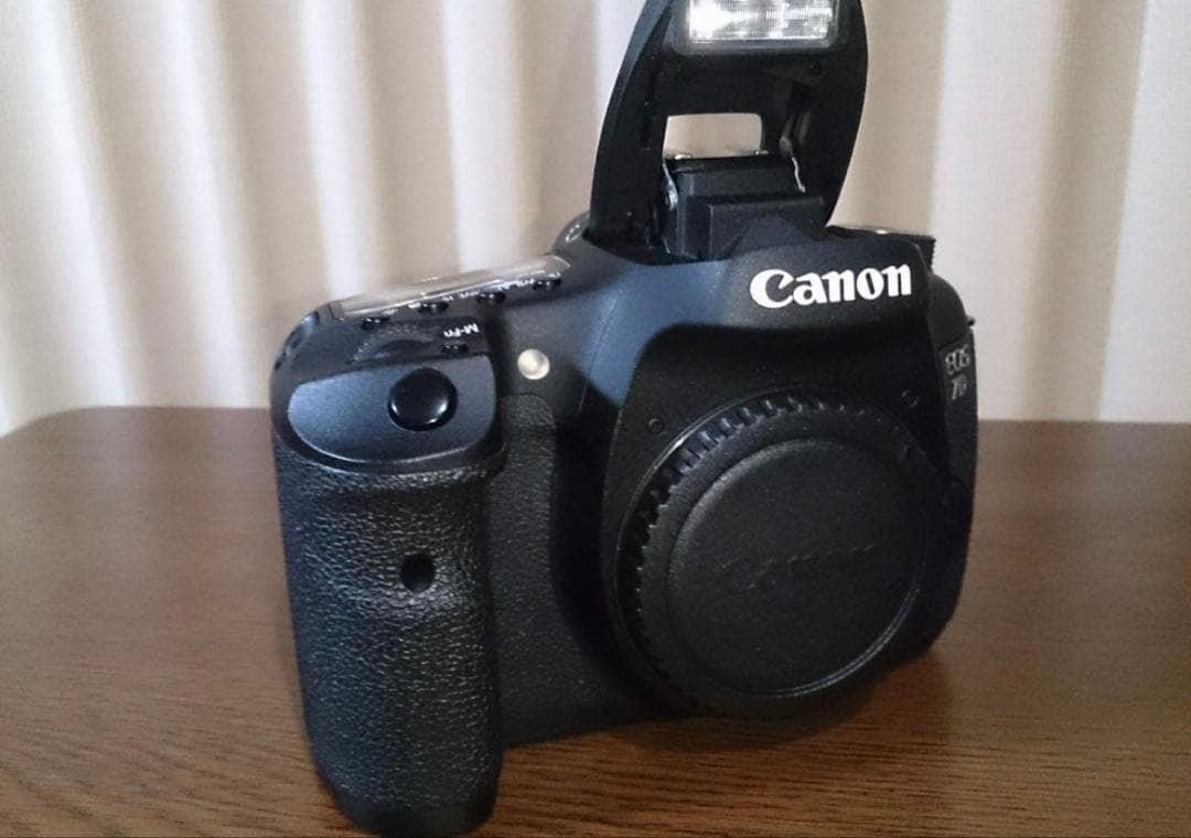Canon EOS 7D デジタル一眼レフカメラ