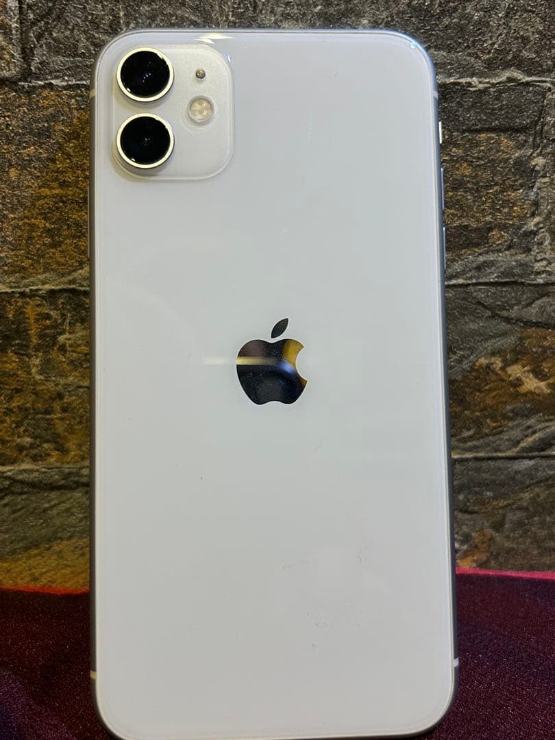 美品　iPhone11 64GB simフリー ホワイト　バッテリー98%