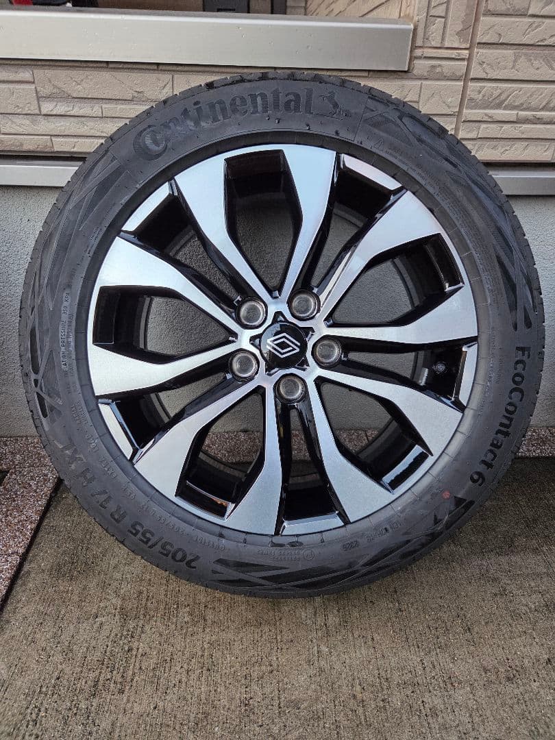 【プンプン】カングー3 純正タイヤ・ホイール 205/55/R17