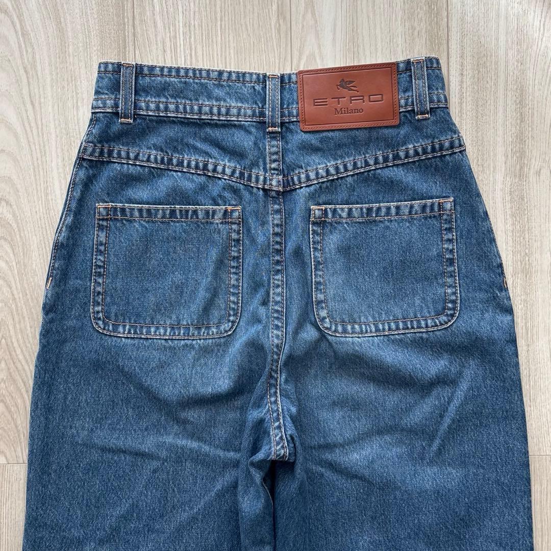 【美品】ETRO 23年製 ワイドデニムパンツ 25inch ロゴ刺繍 革パッチ