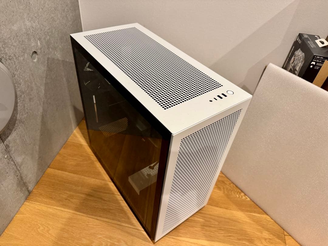 NZXT H7 FLOW ATX PCケース