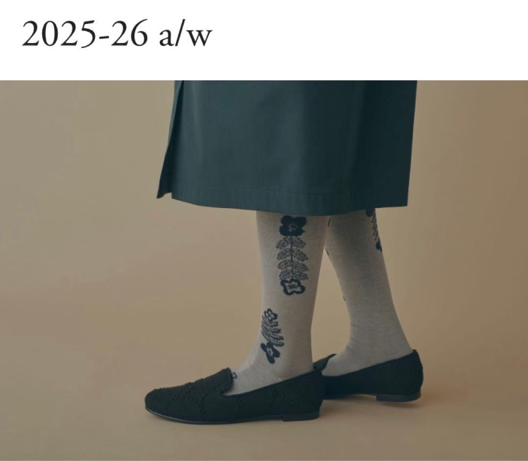 ミナペルホネン タイツ