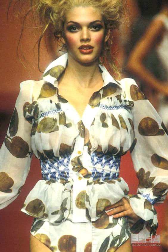 ヴィヴィアンウエストウッド　1997コレクション　ピーチ柄シャーリングブラウス