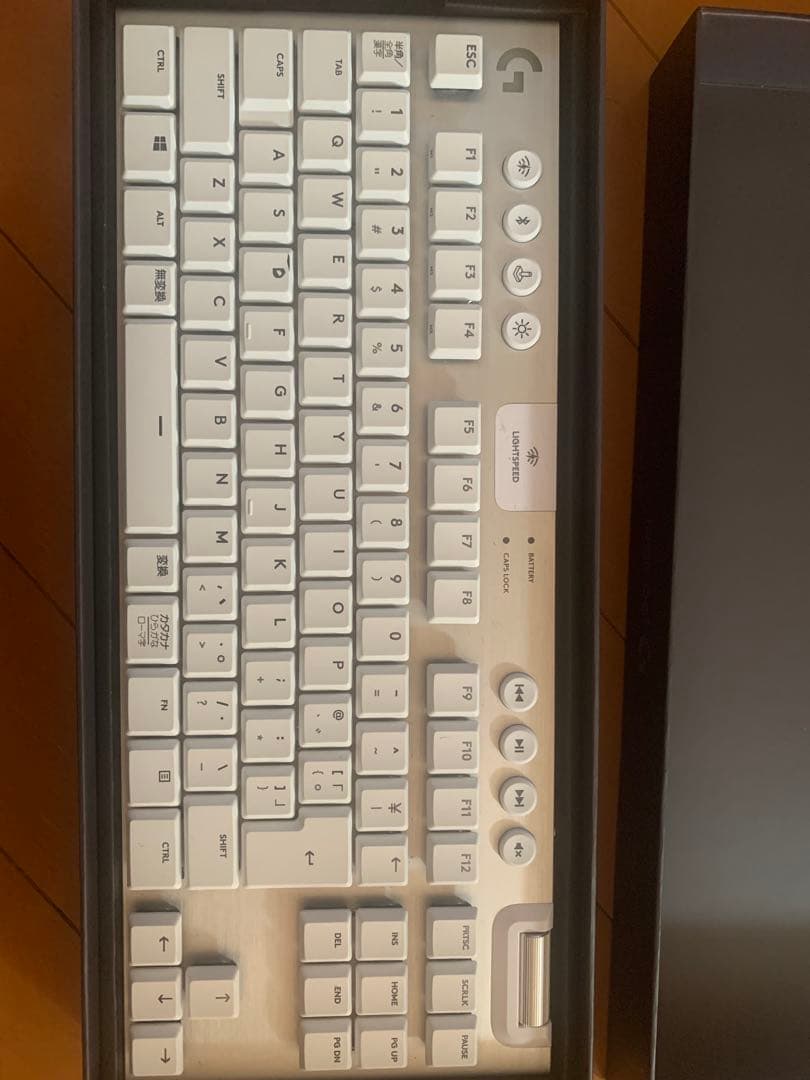 Logitech G913 TKL 茶軸ホワイト