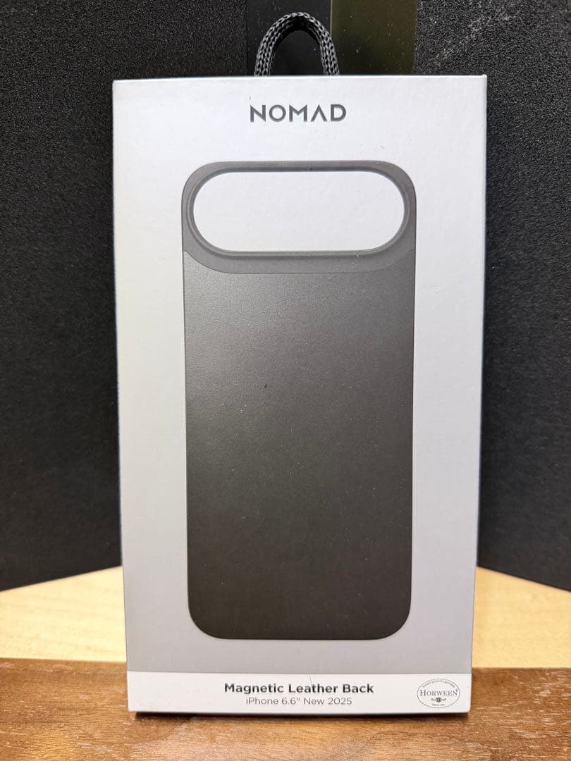 NOMAD MagneticLeatherBack iPhoneAir ブラック