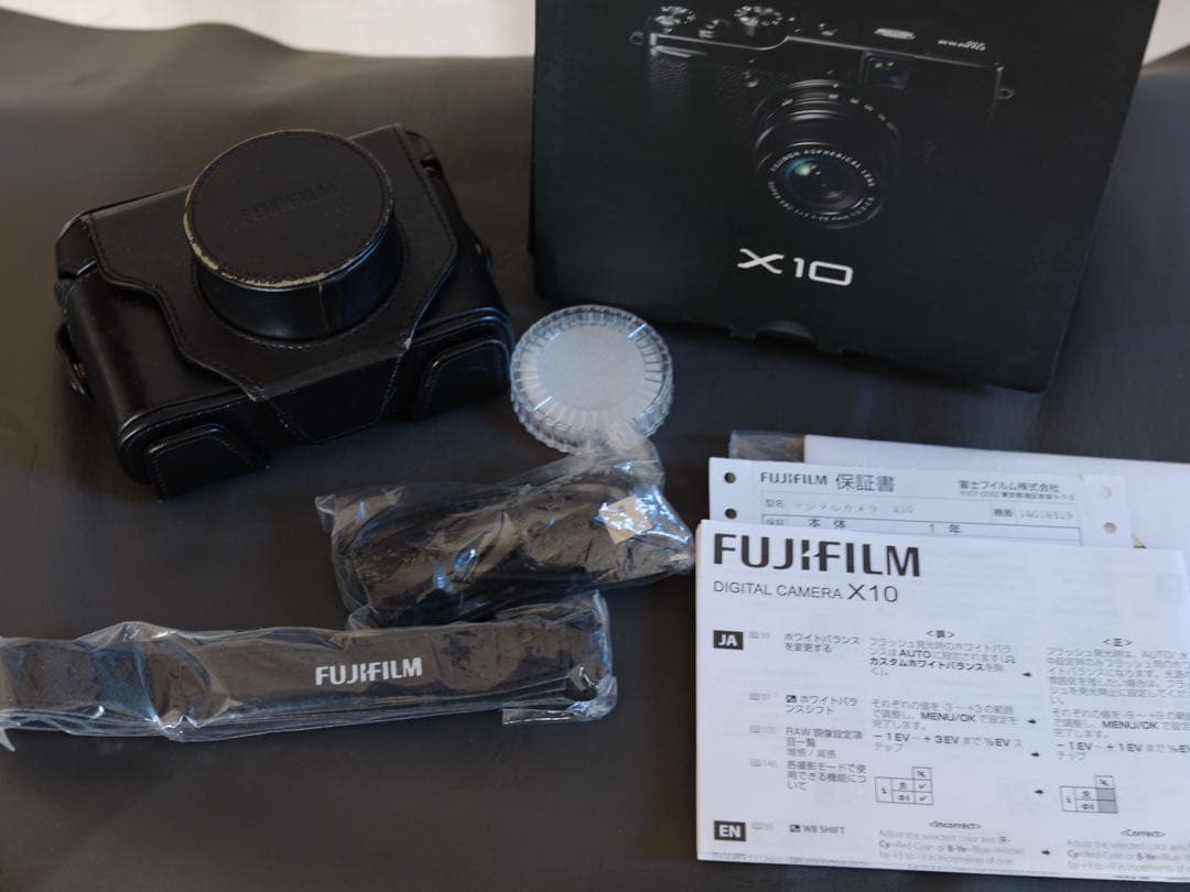 デジタルカメラ Fujifilm X10 Black