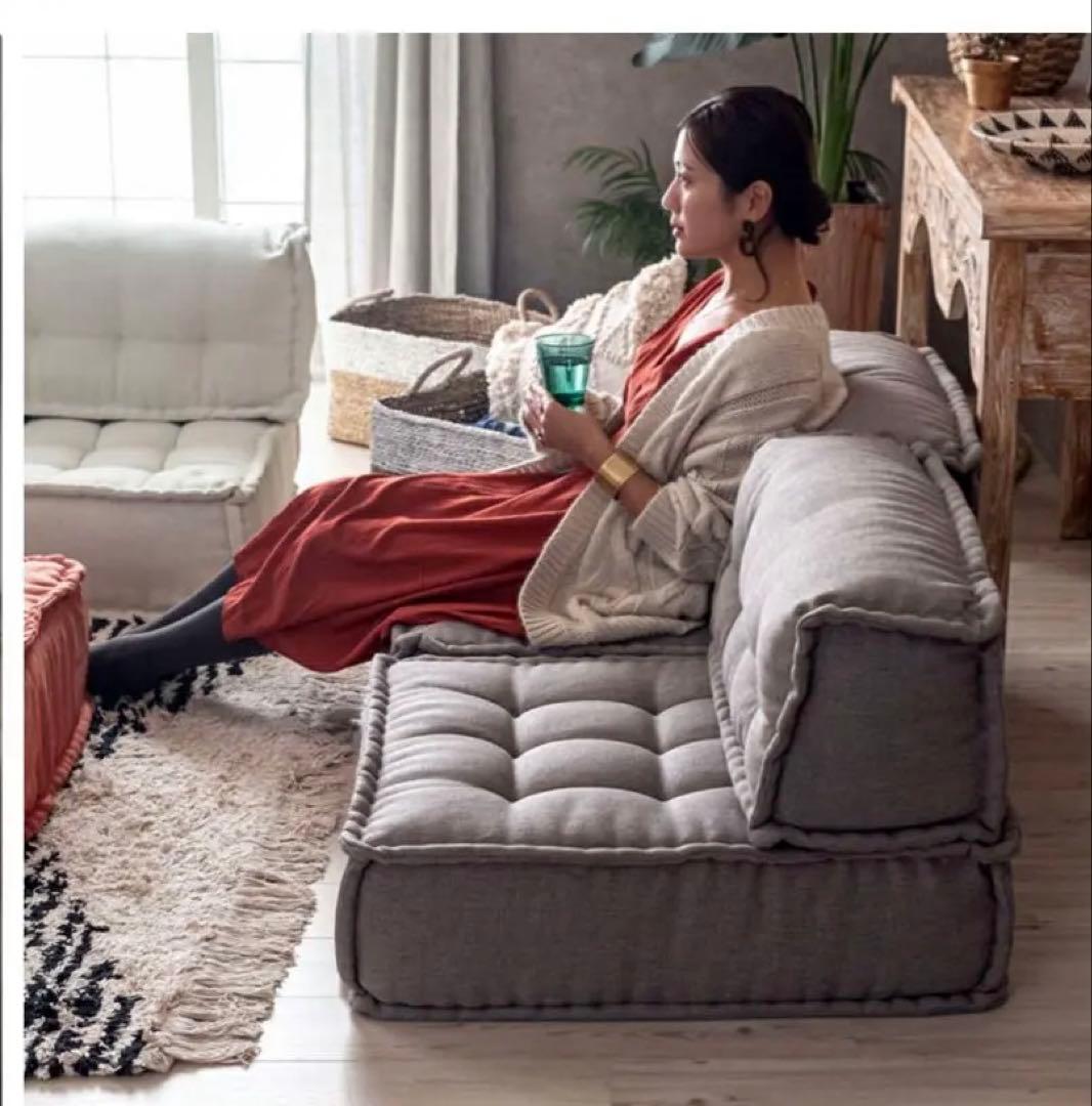 ette エット　フロアソファ　アイボリー