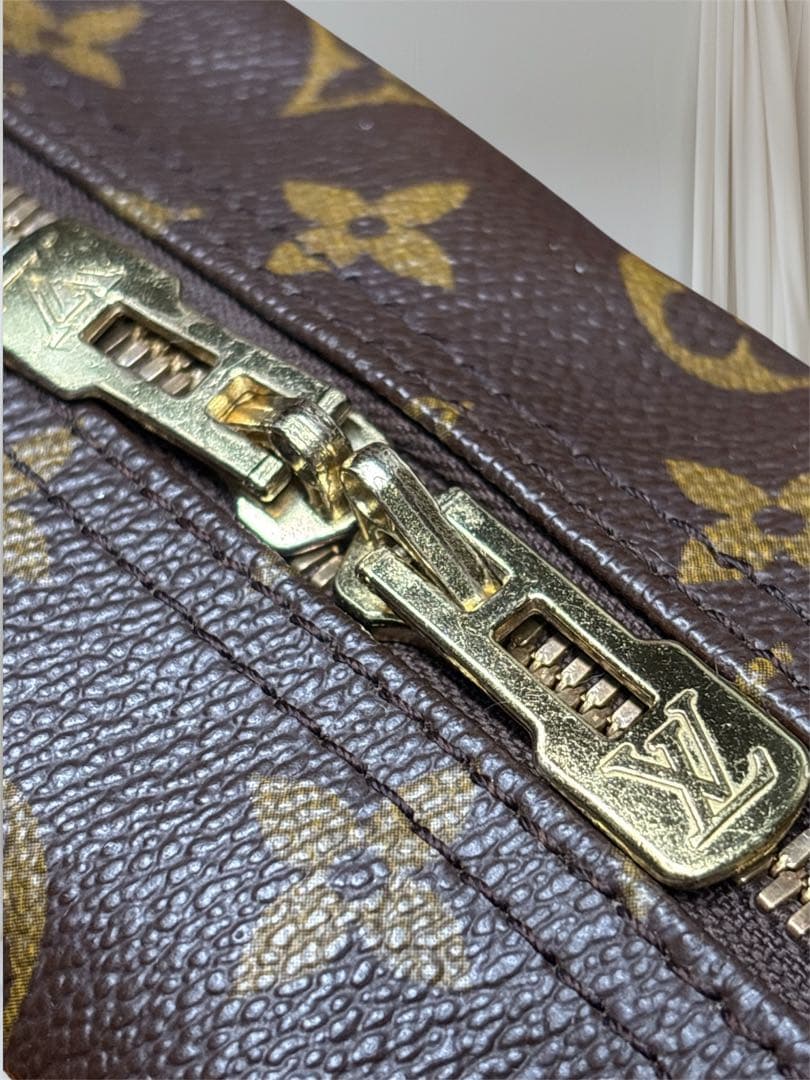 ルイ・ヴィトン モノグラム ドーヴィル ハンドバッグ M47270