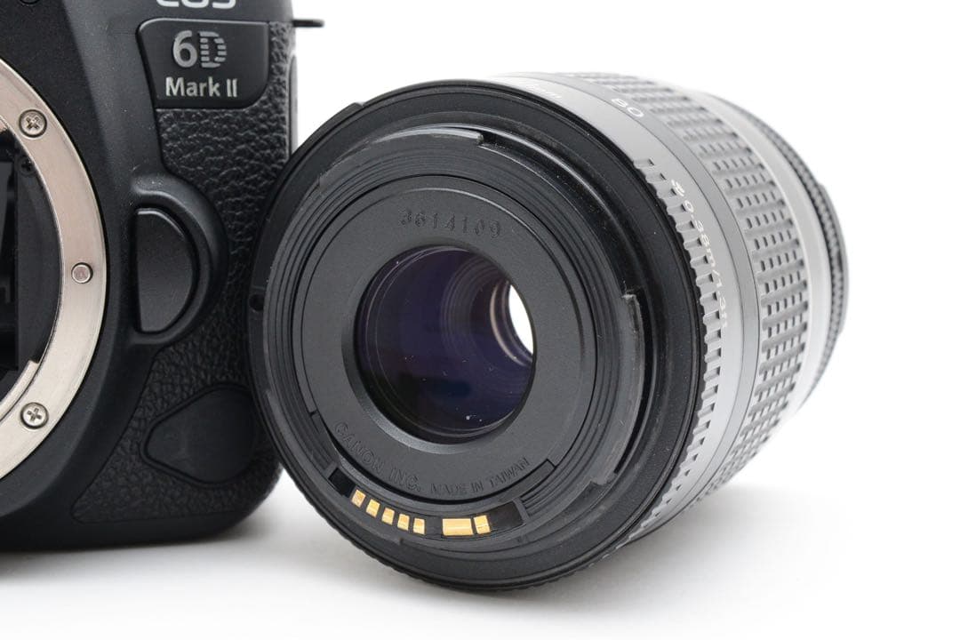 デジタル一眼レフカメラ/Canon EOS 6D Mark II標準レンズセット