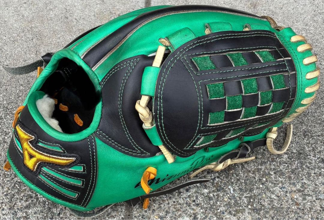 ミズノプロオーダー　軟式　内野手