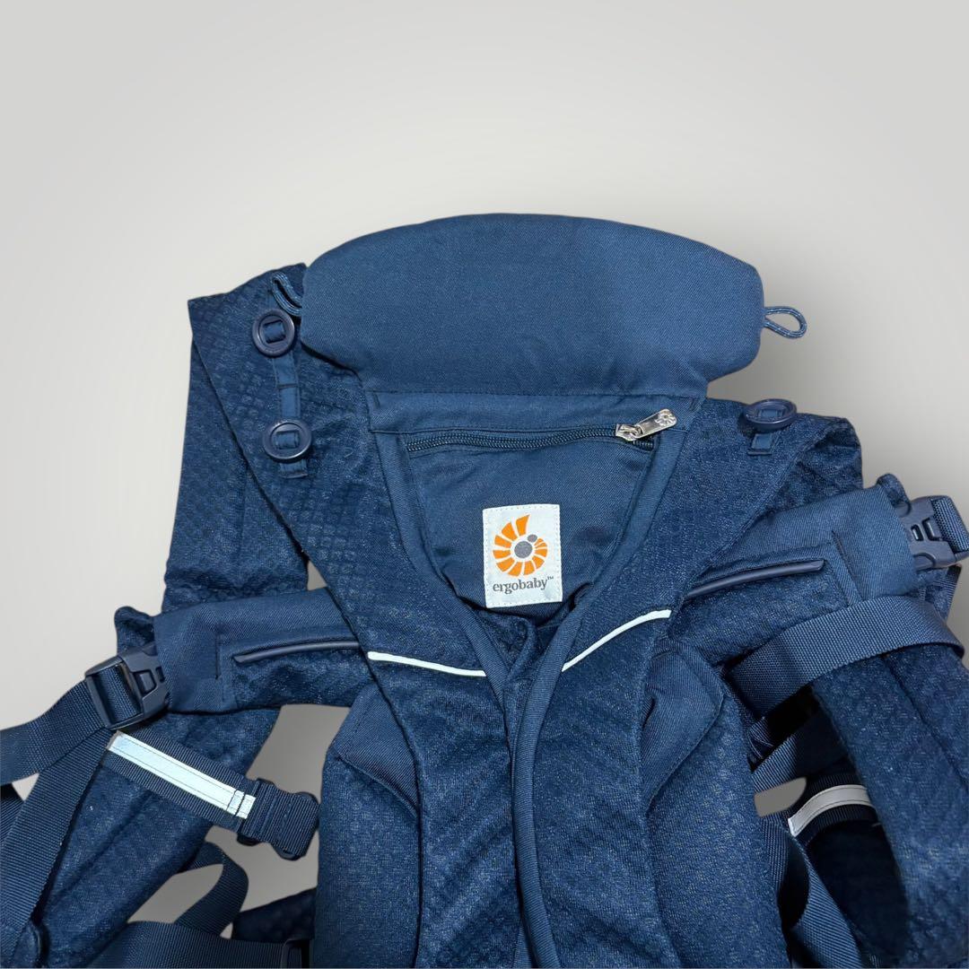 Ergobaby OMNI Breeze オムニ ブリーズ　抱っこ紐　ブルー