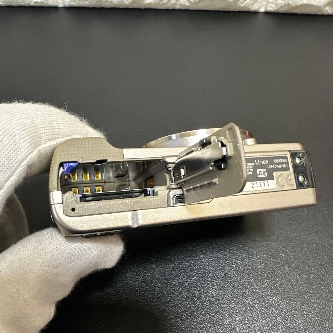 SONY Cyber-shot DSC-HX9V通電確認済　液晶割れ　ジャンク