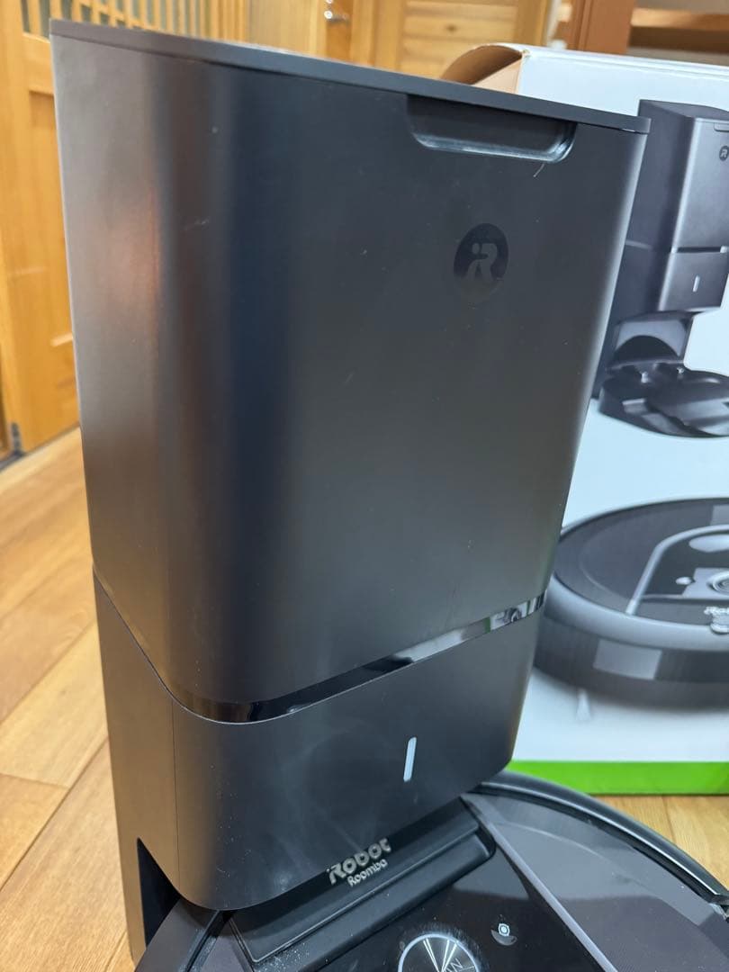 iRobot Roomba i7＋自動掃除機本体 充電ドック付き