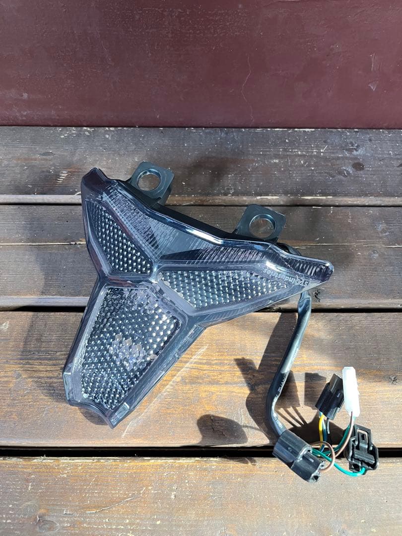 TST Industries テールライト ZX10R