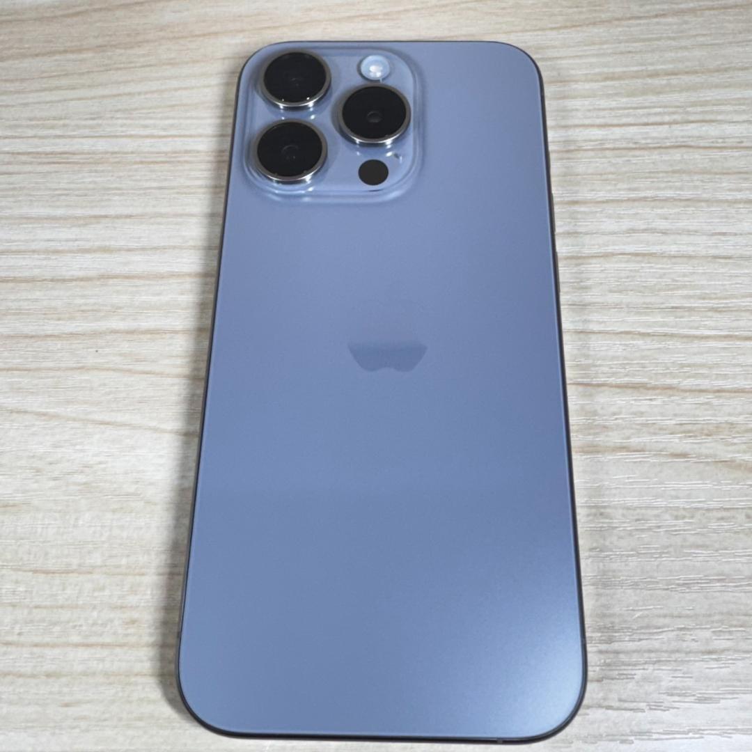 P332 超美品 iPhone15 Pro 512GB おまけ付き