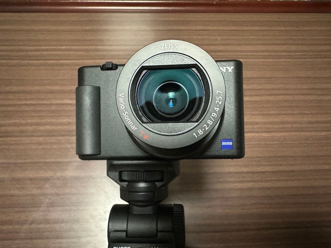 ☆美品☆ SONY VLOGCAM ZV-1本体+シューティンググリップ