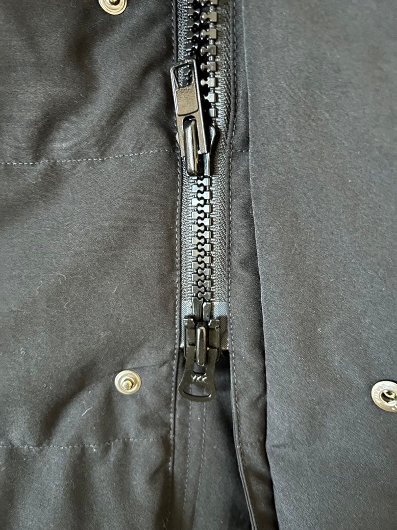 DANTONフード付きブラックダウンジャケット