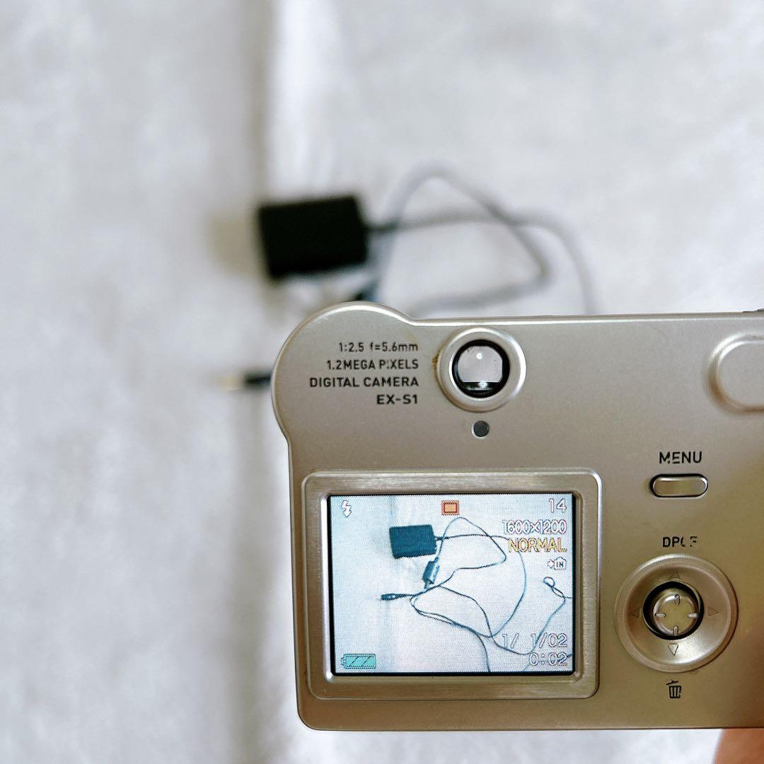 CASIO EXILIM デジタルカメラ 充電器付き EX-S1 レトロ