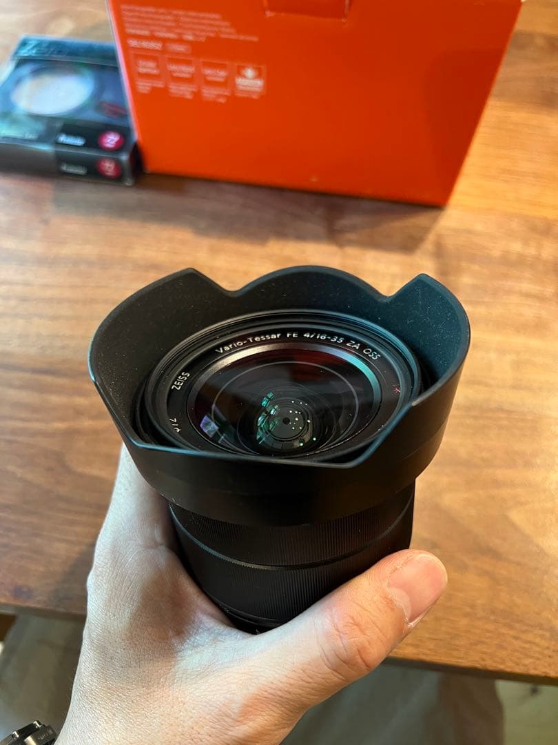 ソニーSONY FE16-35mm F4+レンズプロテクター付き