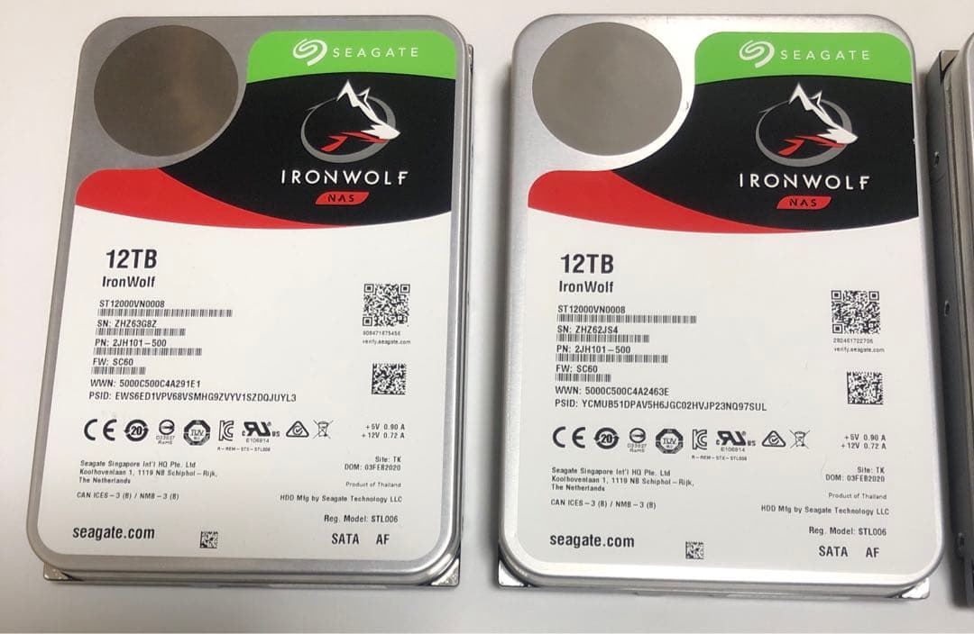 Seagate IronWolf 12TB HDD 4個